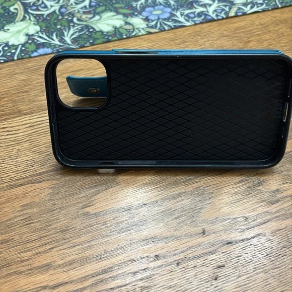 I phone 13 wallet case - Picture 4 of 4